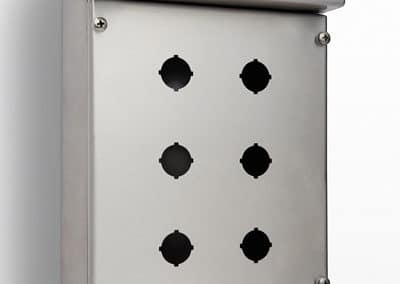 Pushbutton Enclosure 6 Hole